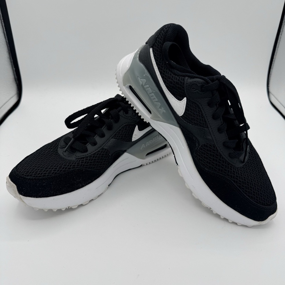 Nike Air Max SC Womens 7.5 Black White Running Shoes Sneakers DM9538-001